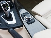 2013款 335i 風(fēng)尚設(shè)計套裝 2013款 335i 風(fēng)尚設(shè)計套裝