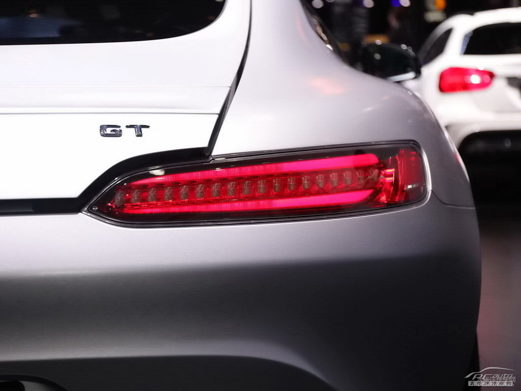 yɫAMG GT܇β^DƬ