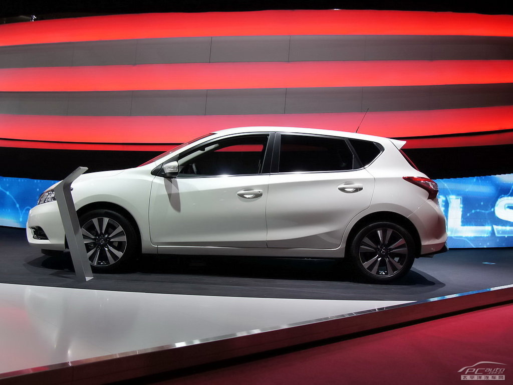 日產(chǎn)Pulsar外觀高清大圖