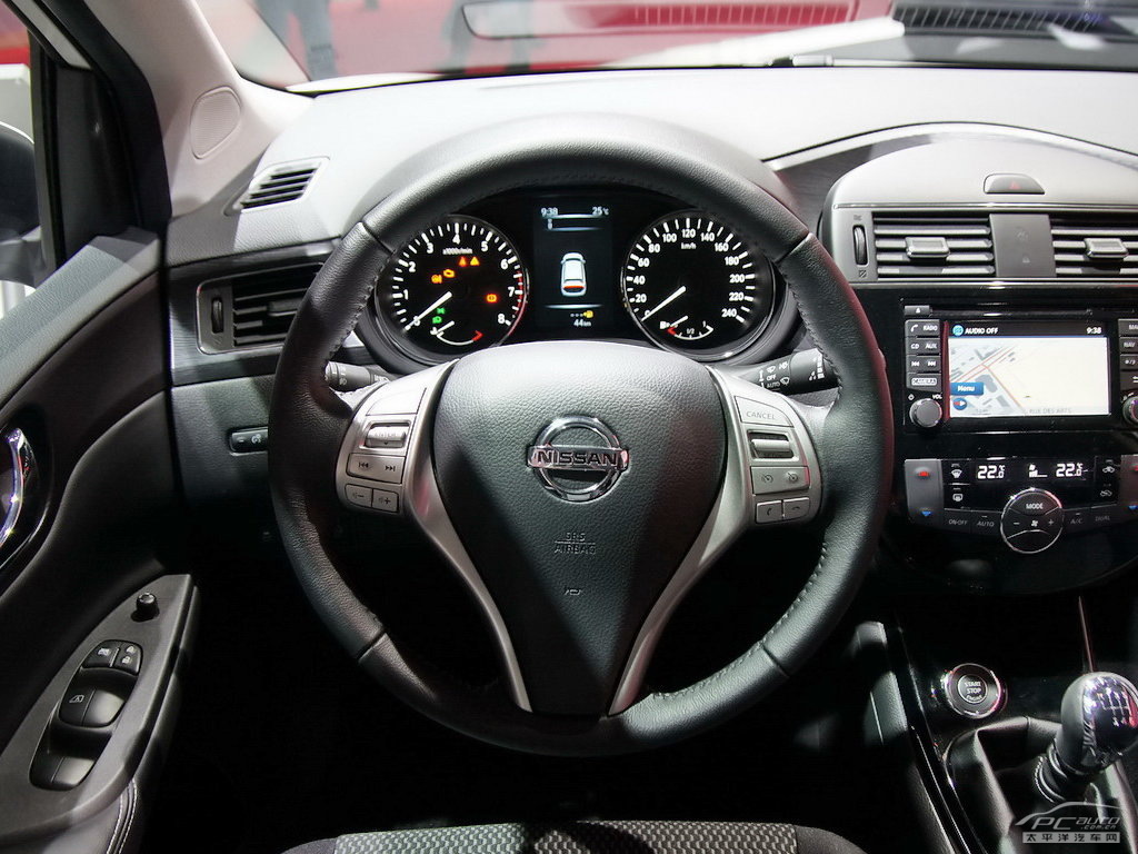 日產(chǎn)Pulsar內(nèi)飾高清大圖