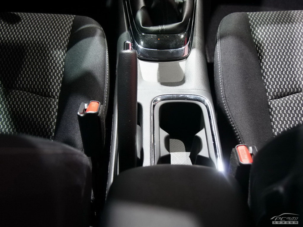 日產(chǎn)Pulsar空間高清大圖