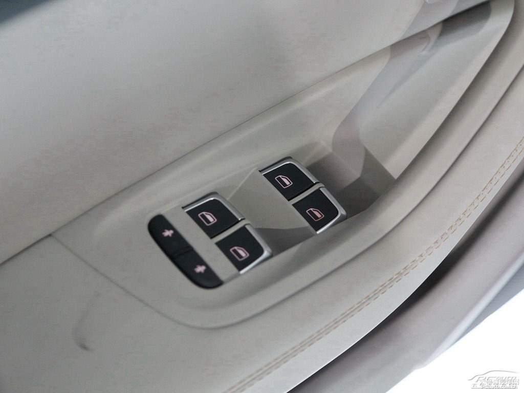 奧迪A6(進(jìn)口)車廂內(nèi)飾圖片