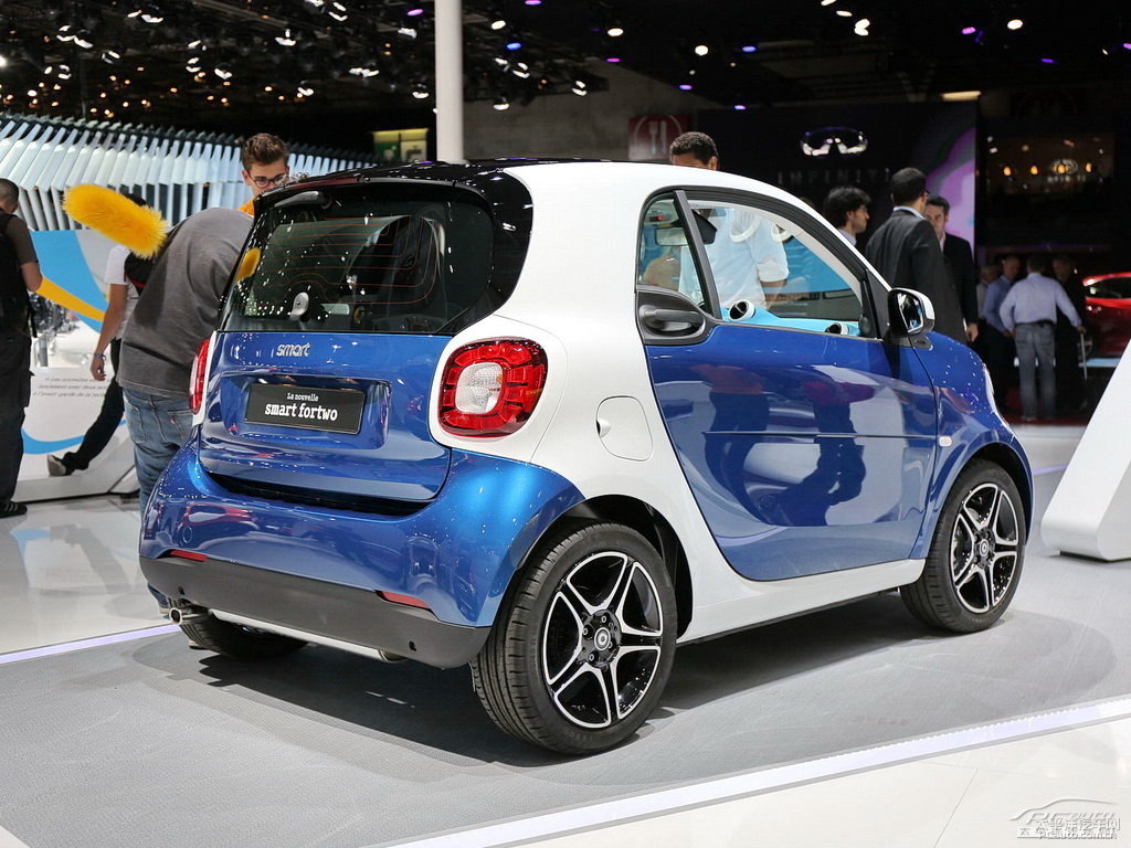 ǿ{smart fortwo܇^^DƬ