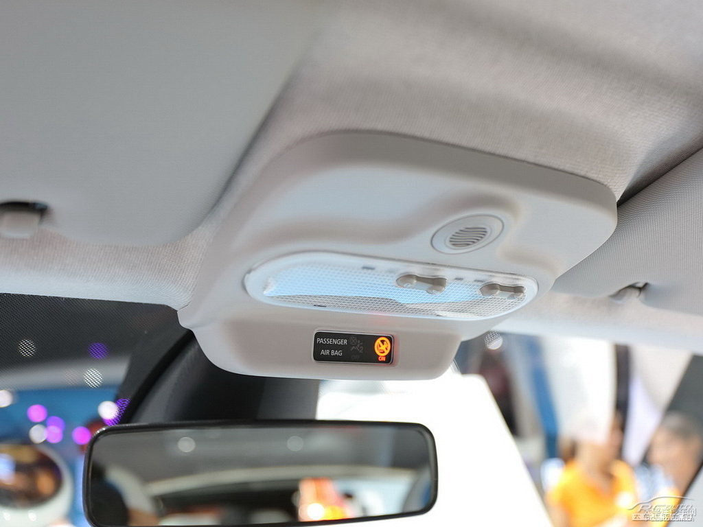 ǿ{(ln)smart fortwo܇(ni)DƬ