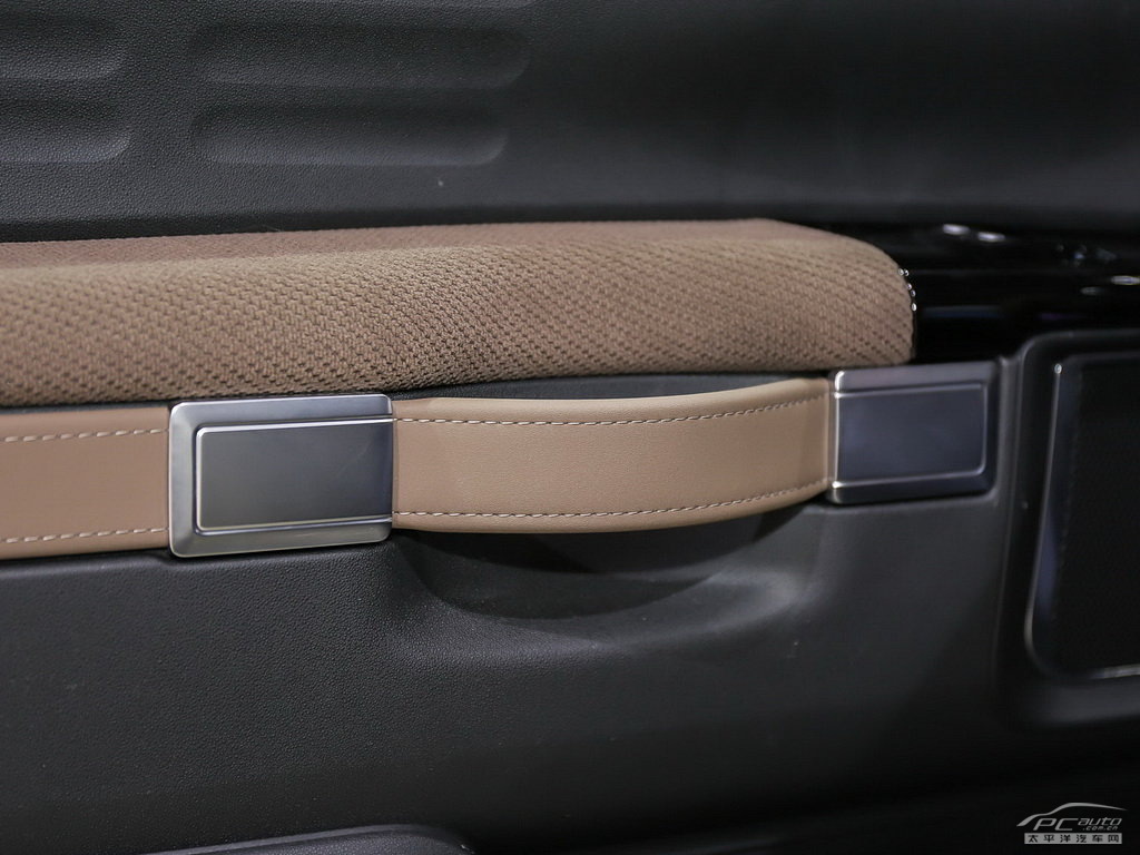 雪鐵龍C4 Cactus內飾高清大圖