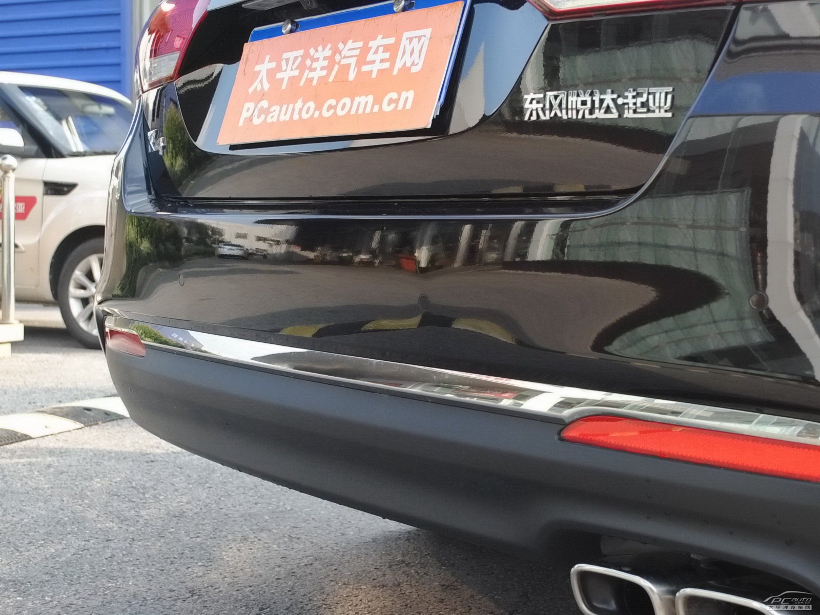 起亞K4外觀高清大圖