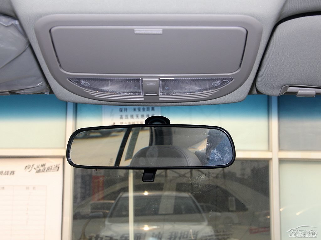 海洋藍新帝豪車廂內(nèi)飾圖片
