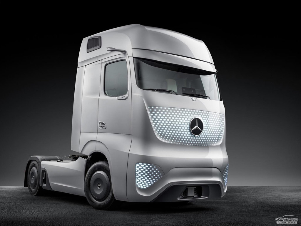 YFuture Truck܇^^DƬ