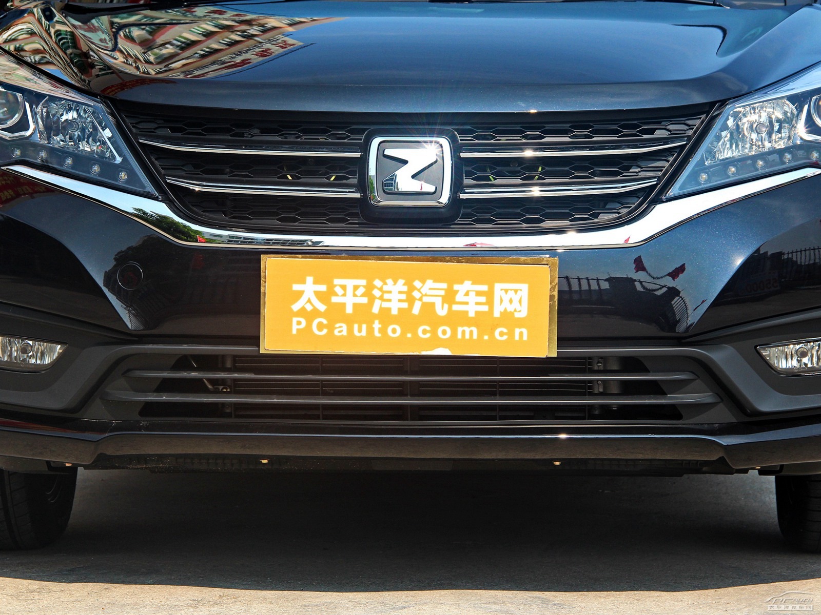 眾泰Z300外觀高清大圖