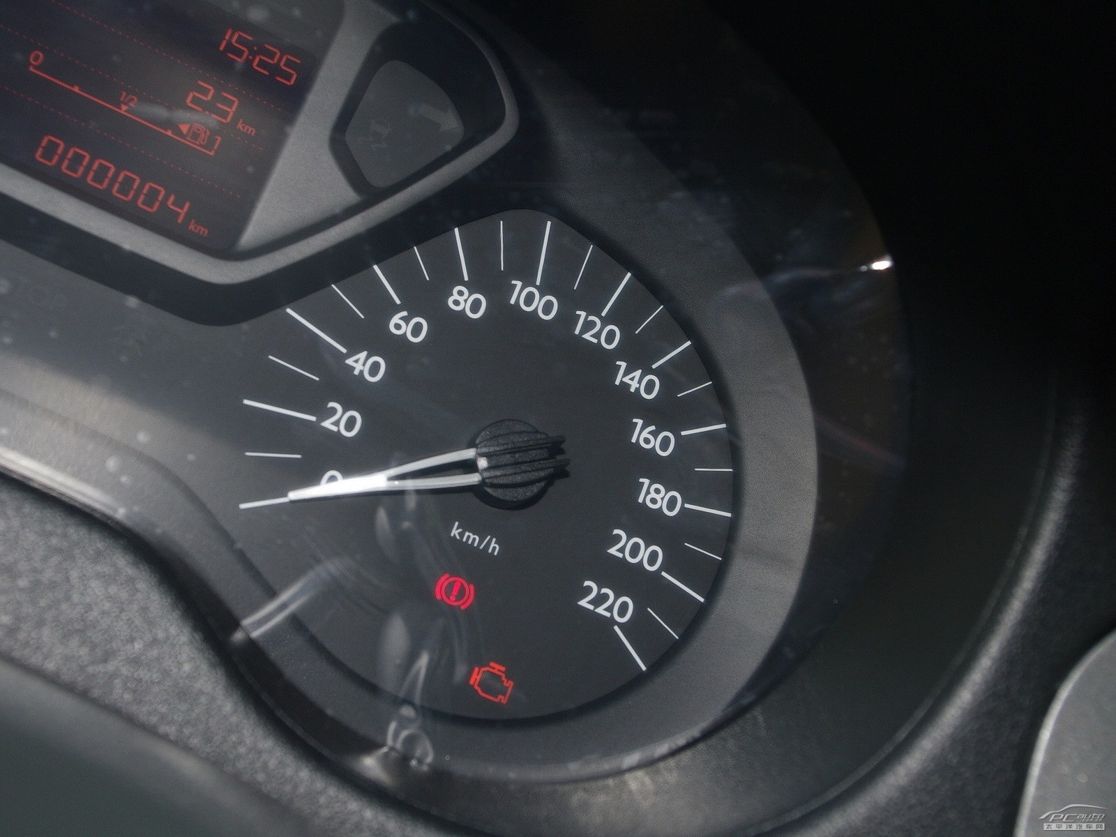 全新愛麗舍內(nèi)飾高清大圖