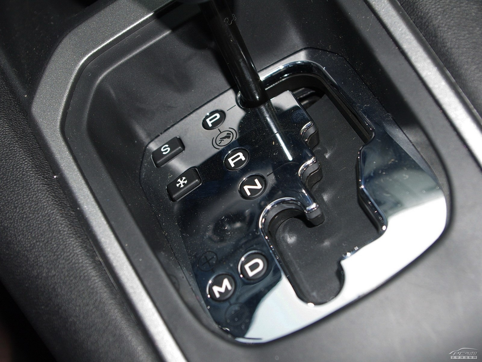 全新愛(ài)麗舍內(nèi)飾高清大圖