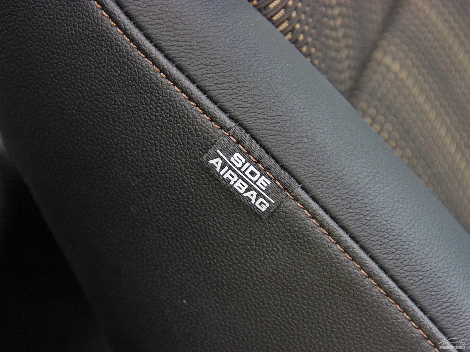 繽智內(nèi)飾高清大圖