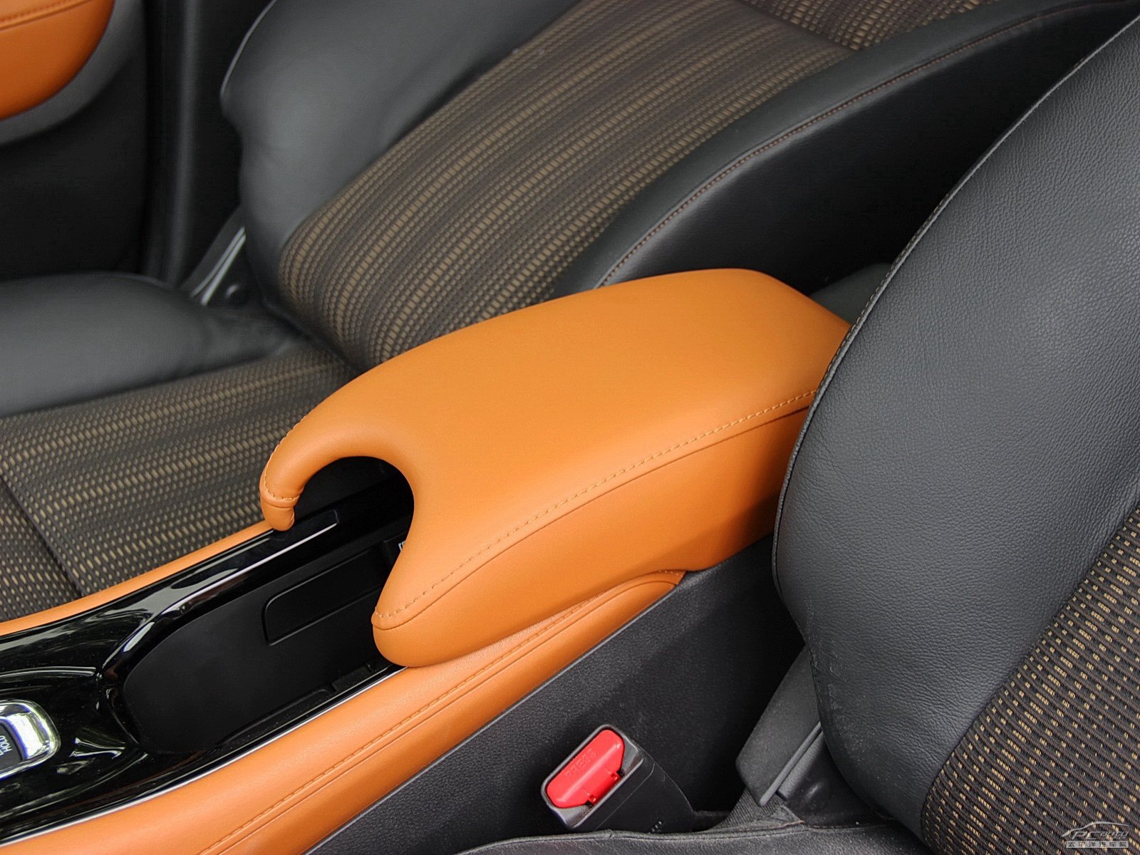 繽智內(nèi)飾高清大圖