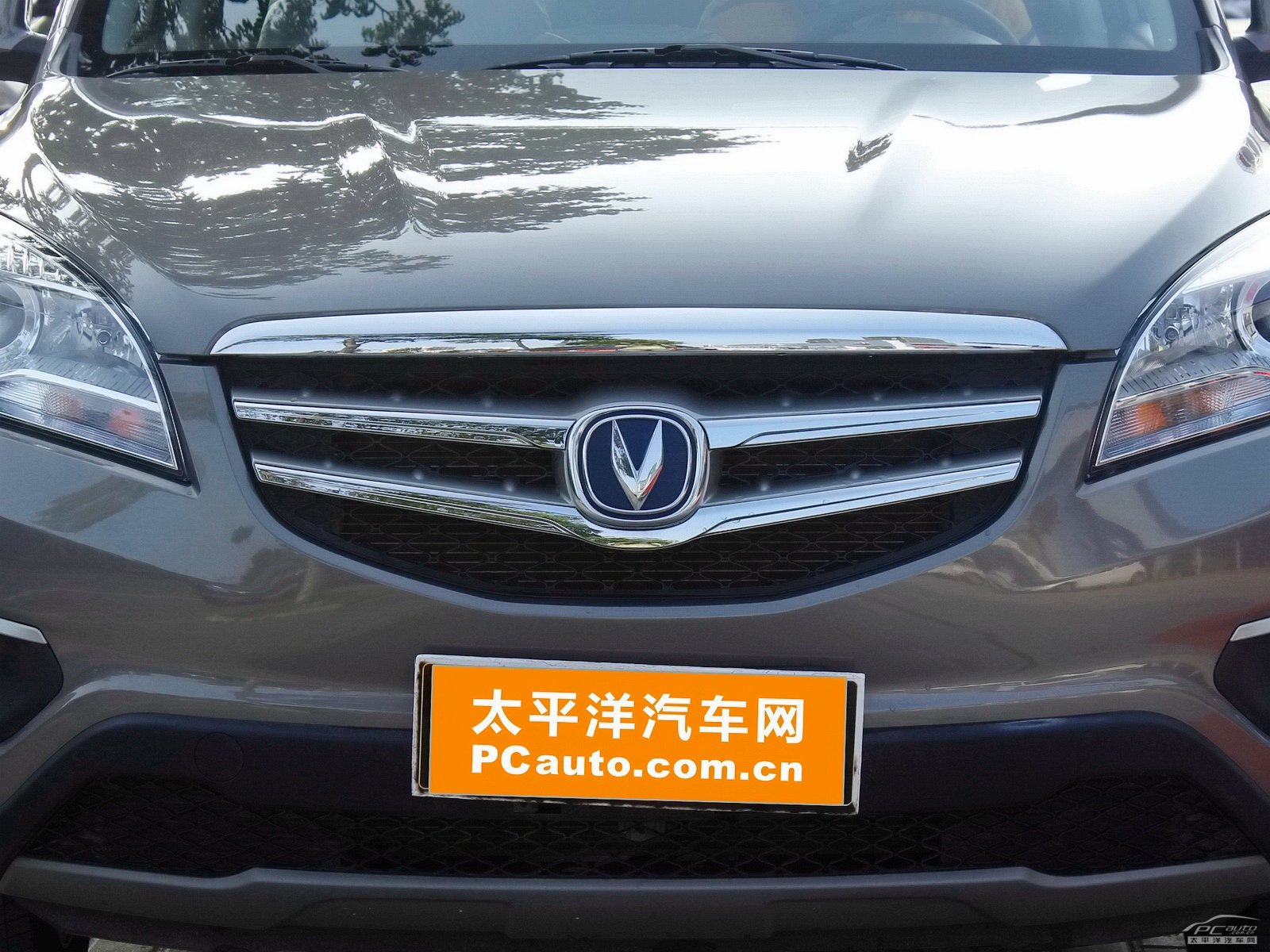 長(zhǎng)安CS35外觀高清大圖