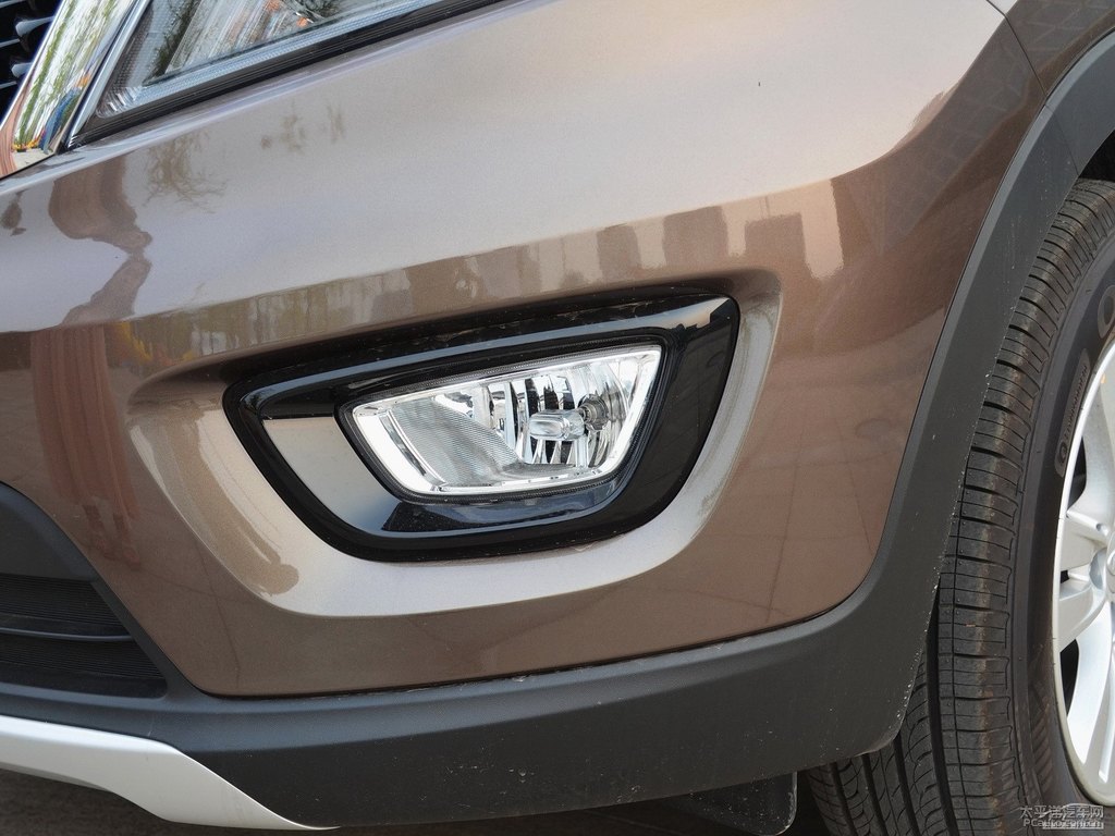 沙灘金智跑車(chē)頭外觀圖片