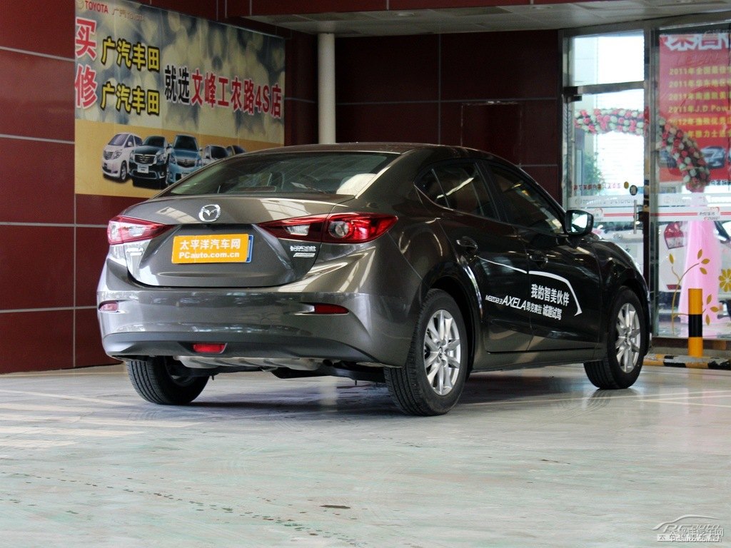 琉璃棕馬自達(dá)3 昂克賽拉整車外觀外觀圖片