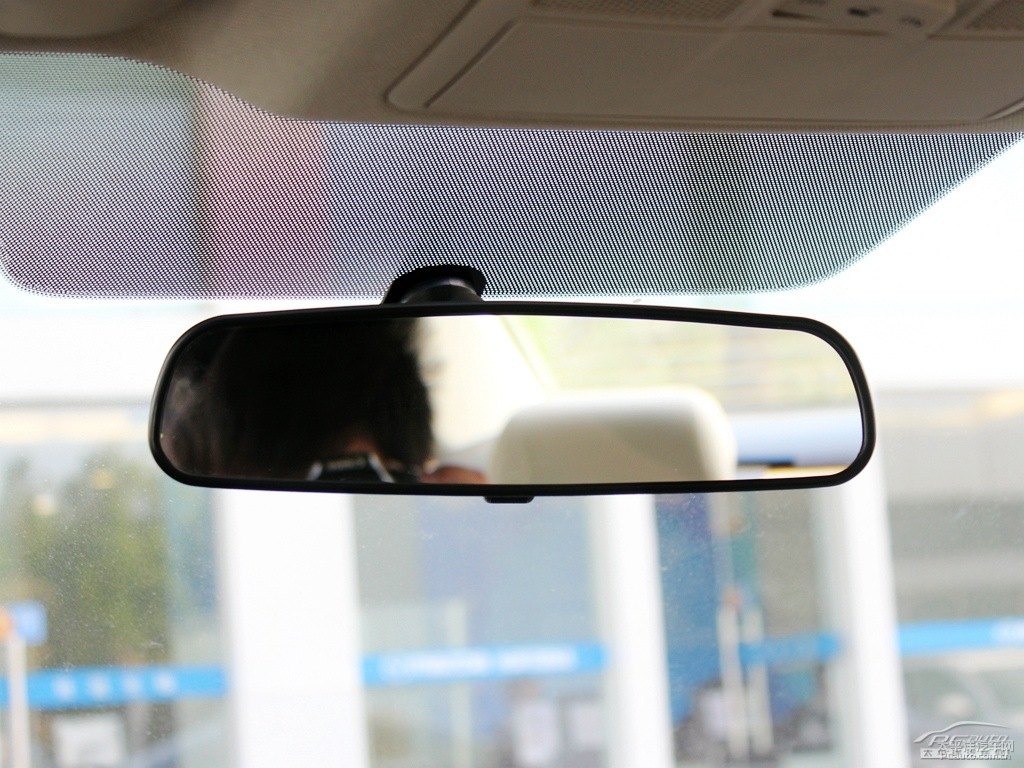琉璃棕馬自達(dá)3 昂克賽拉車廂內(nèi)飾圖片