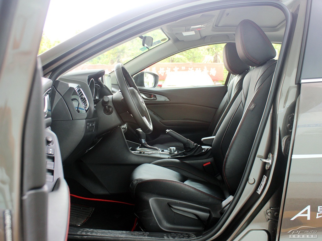 馬自達3 昂克賽拉空間高清大圖