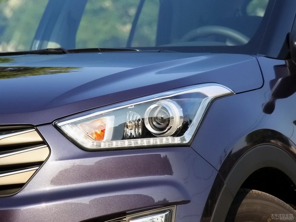 羅蘭紫北京現(xiàn)代ix25車頭外觀圖片