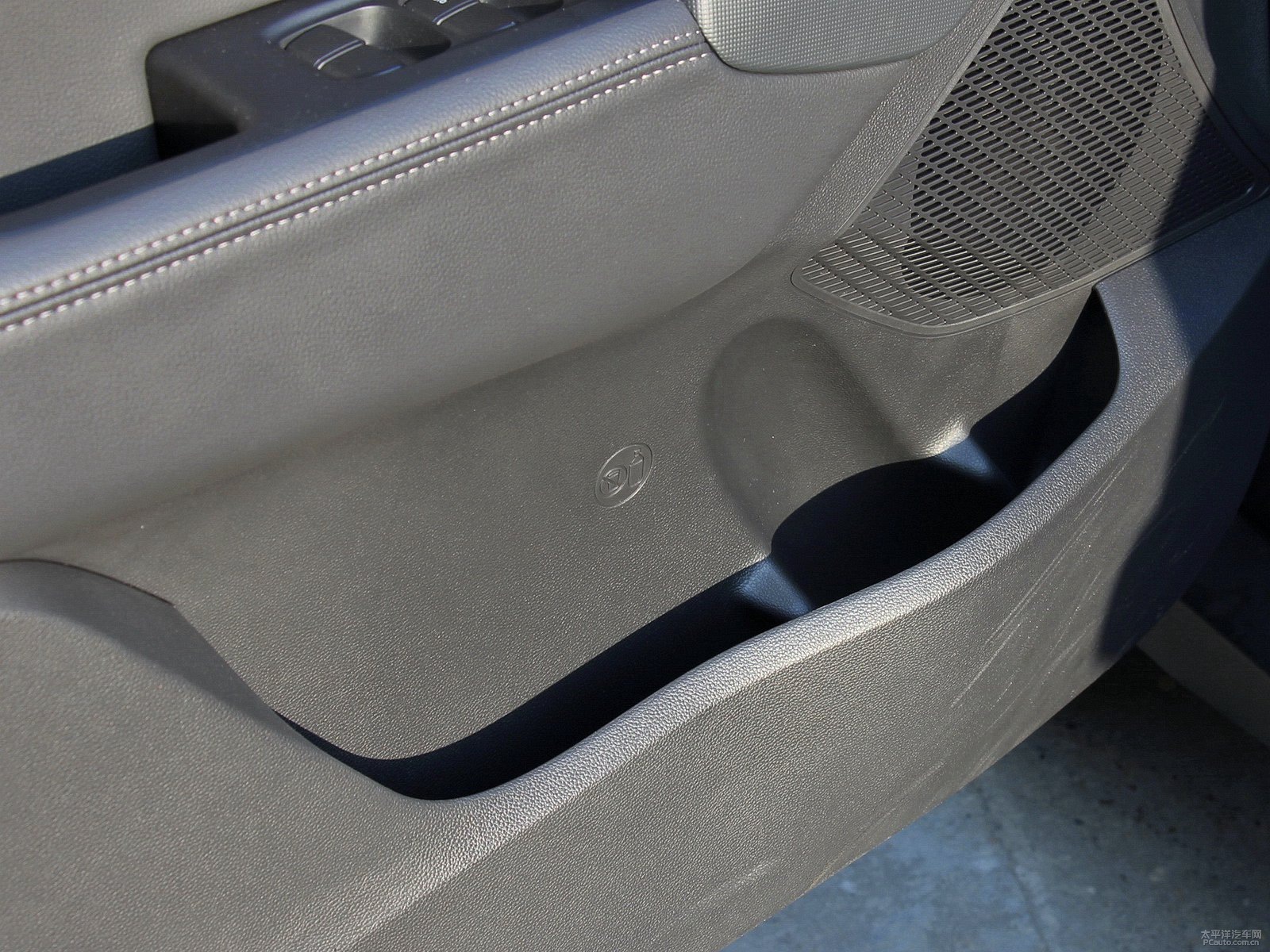 北京現(xiàn)代ix25空間高清大圖