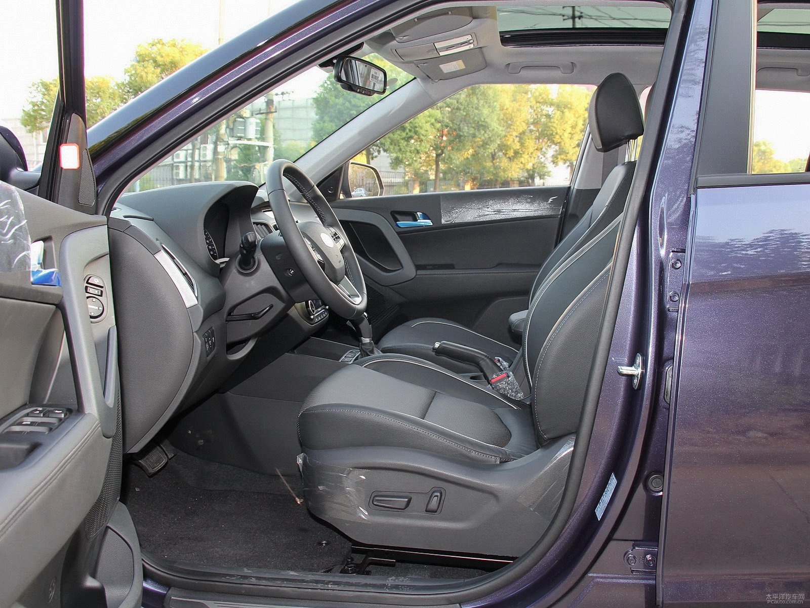 北京現(xiàn)代ix25空間高清大圖