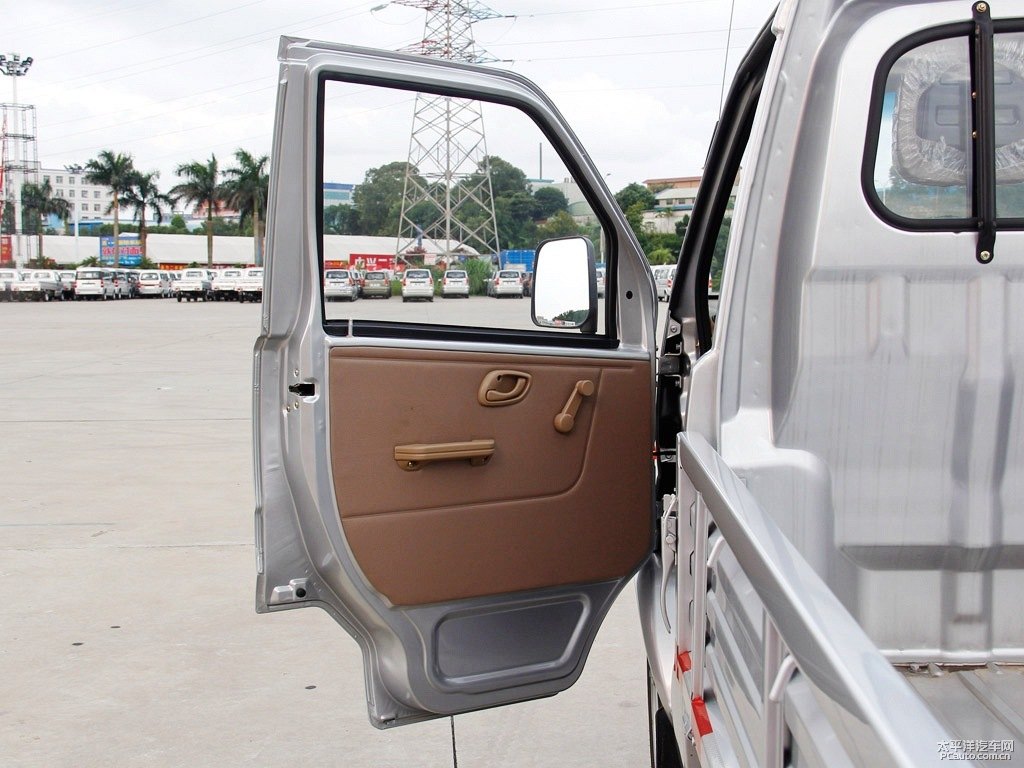 |L(fng)СK01܇(ni)DƬ