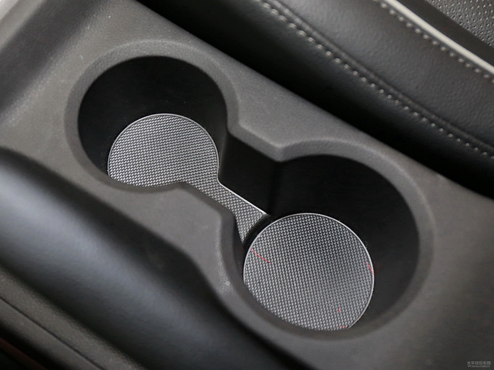 北京現(xiàn)代ix25空間高清大圖