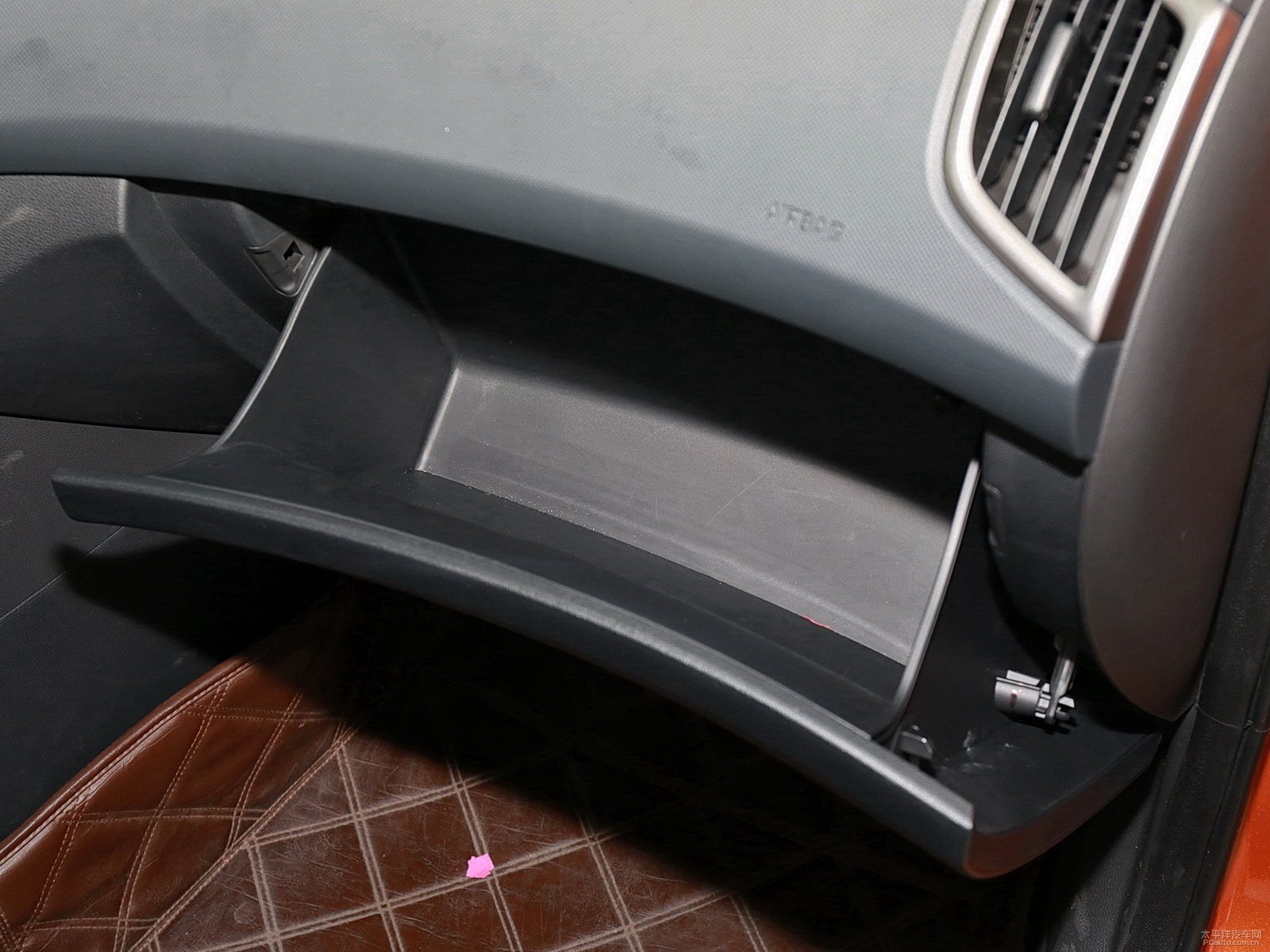 北京現(xiàn)代ix25空間高清大圖