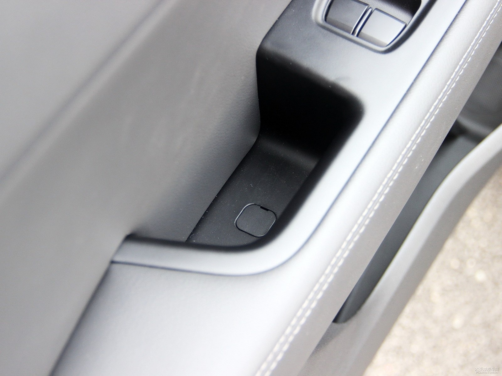 北京現(xiàn)代ix25空間高清大圖