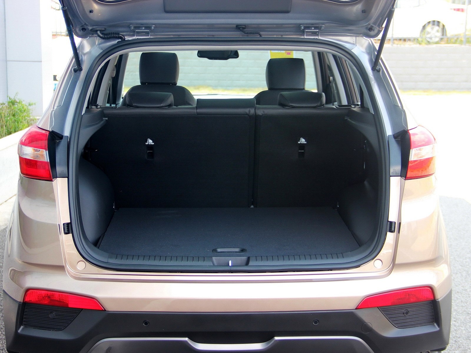 北京現(xiàn)代ix25空間高清大圖