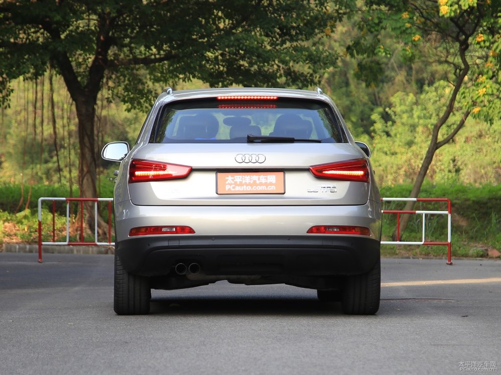 鉑金米奧迪Q3整車外觀外觀圖片