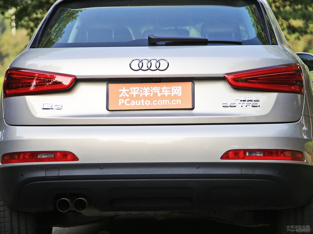 鉑金米奧迪Q3車尾外觀圖片