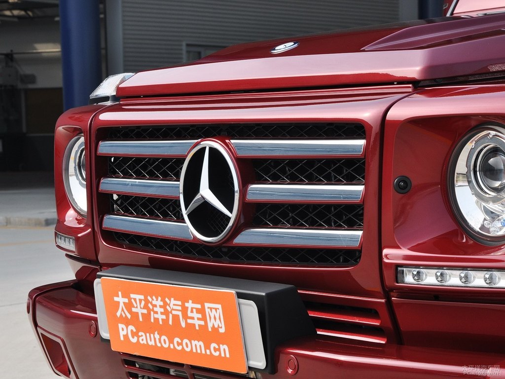 玄武皂石紅奔馳G級車頭外觀圖片
