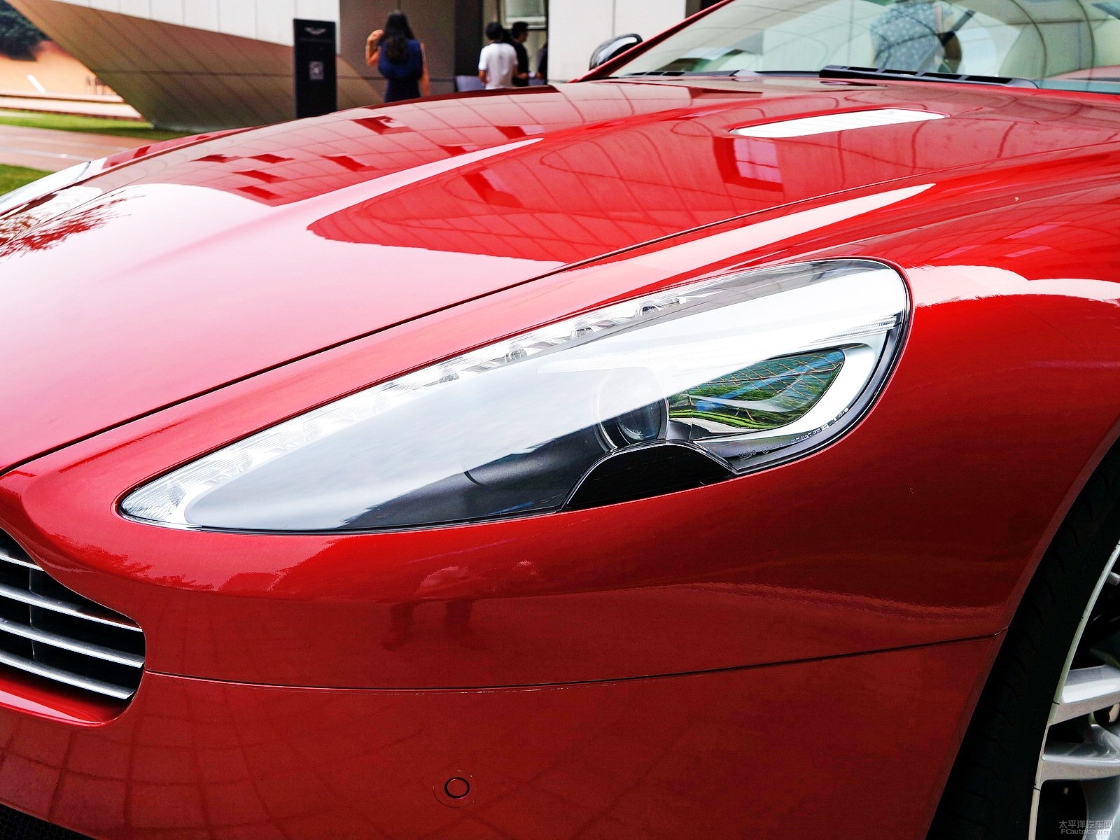 DB9外觀高清大圖