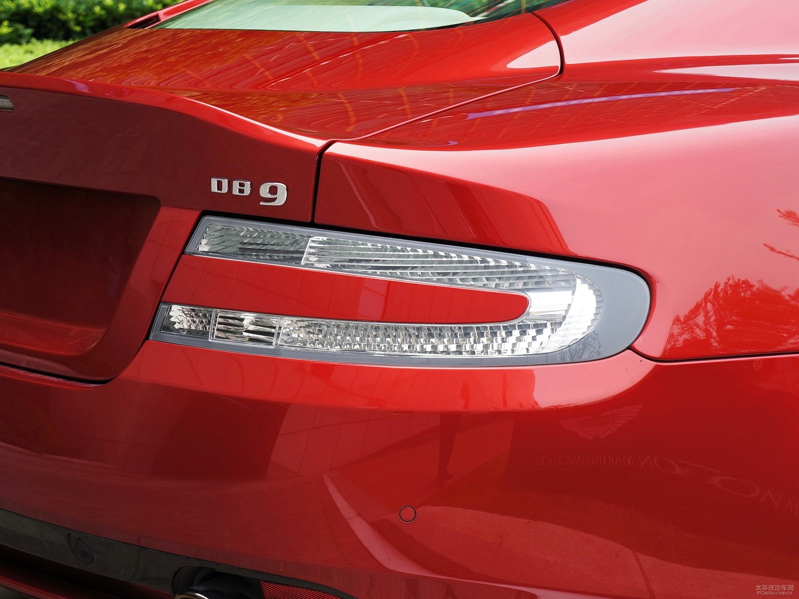DB9外觀高清大圖