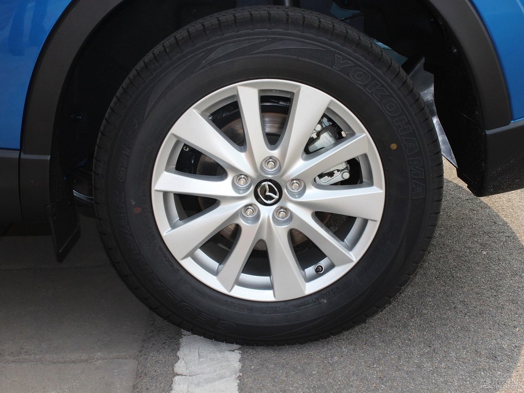 創(chuàng)馳藍(lán)馬自達(dá)CX-5車身外觀圖片