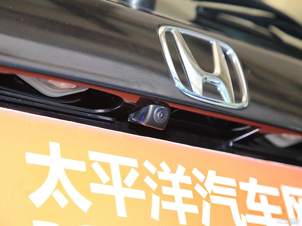玫瑰黑繽智車尾外觀圖片