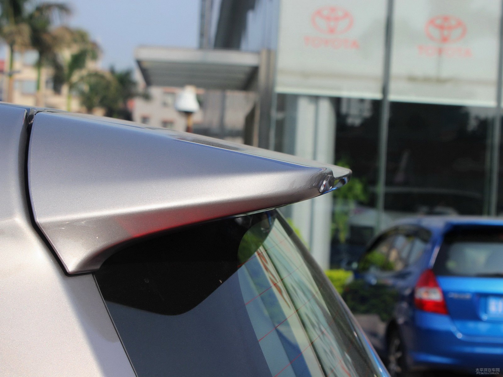 RAV4榮放外觀高清大圖