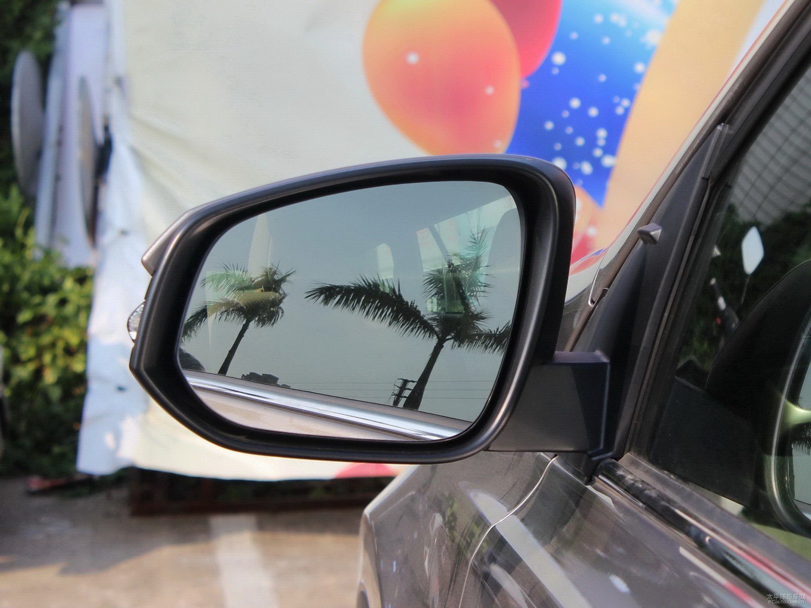 RAV4榮放外觀高清大圖