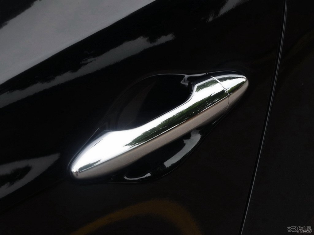 炫黑北京現(xiàn)代ix35車身外觀圖片