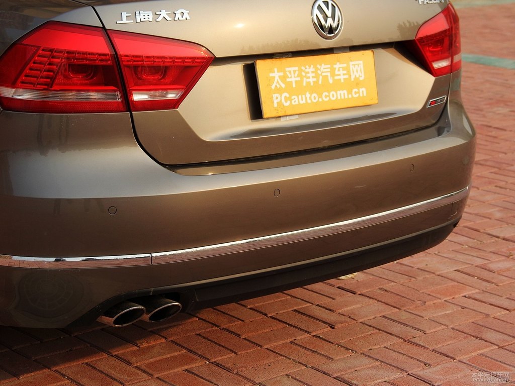 鈦金帕薩特車(chē)尾外觀圖片