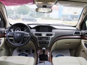 2015款 1.9T 柴油版 兩驅(qū)豪華型 7座 2015款 1.9T 柴油版 兩驅(qū)豪華型 7座