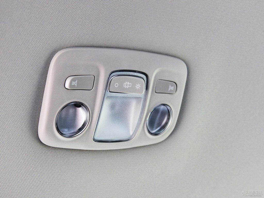 松木棕標(biāo)致408車廂內(nèi)飾圖片