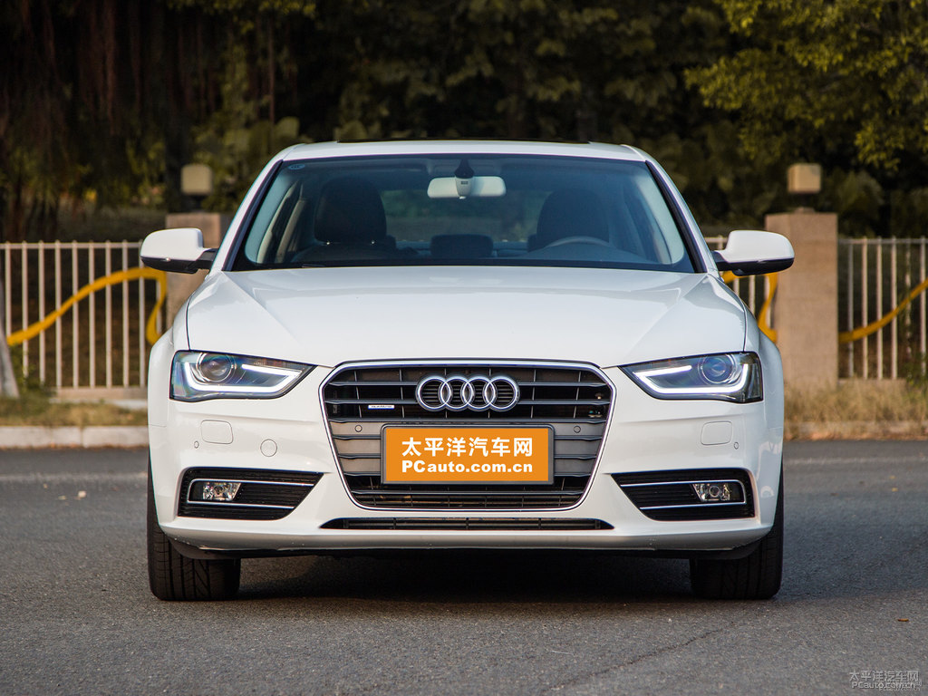 朱鷺白奧迪A4L整車外觀外觀圖片