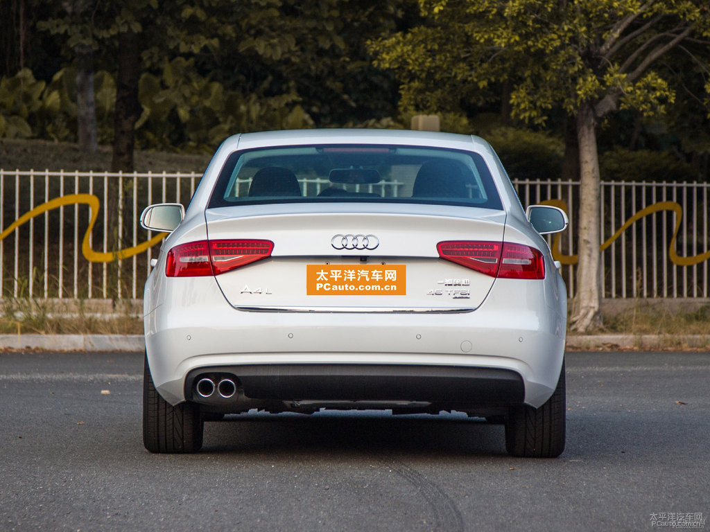 朱鷺白奧迪A4L整車外觀外觀圖片