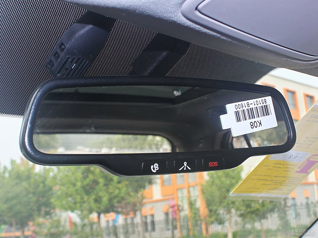 流沙金北京現(xiàn)代ix25車廂內(nèi)飾圖片