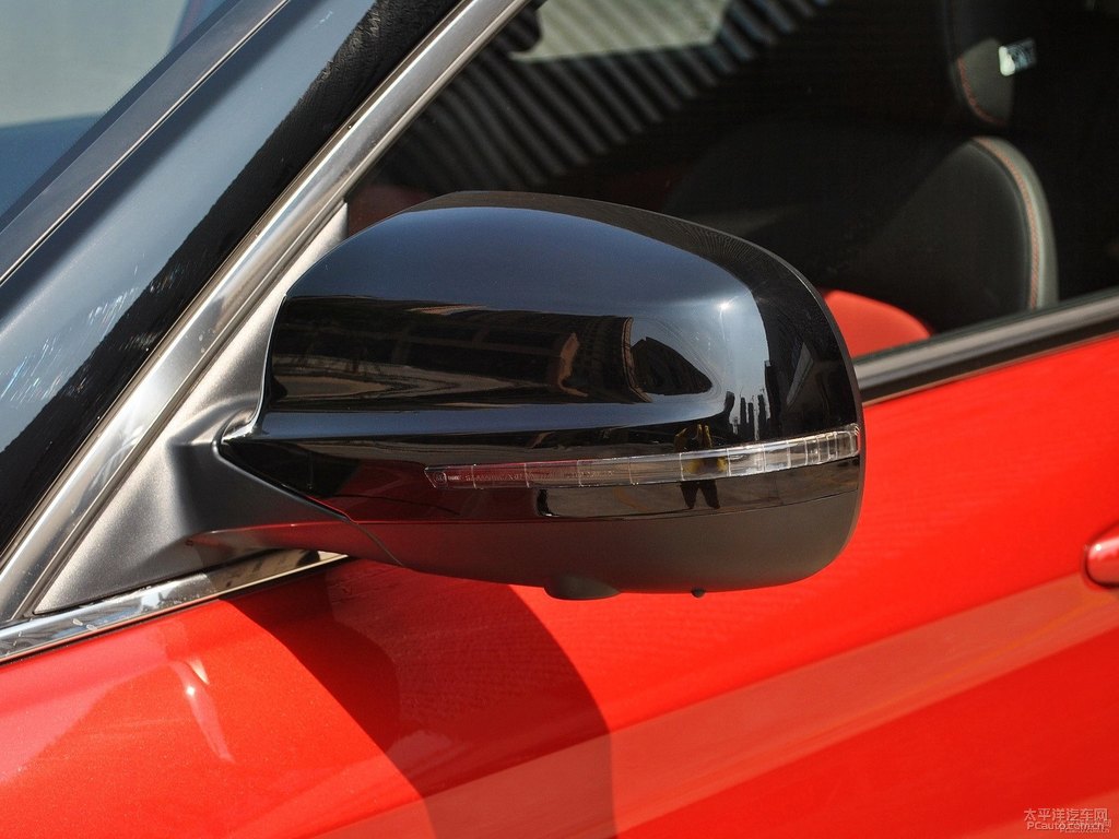 中國紅哈弗H2車身外觀圖片