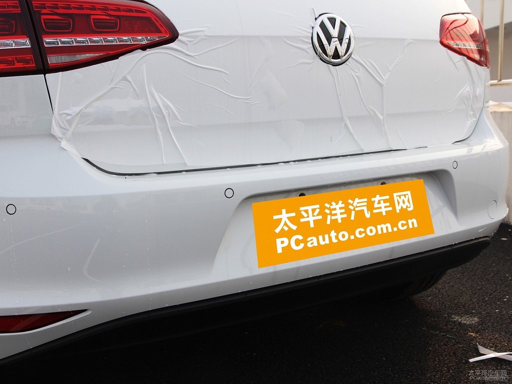 極地白高爾夫車尾外觀圖片