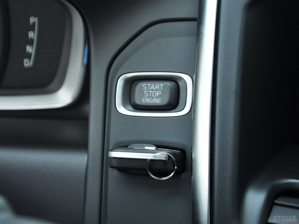 醇咖色沃爾沃XC60中控內飾圖片