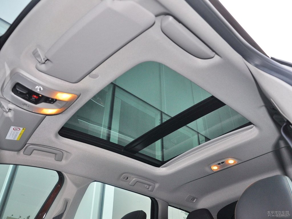 醇咖色沃爾沃XC60車廂內(nèi)飾圖片